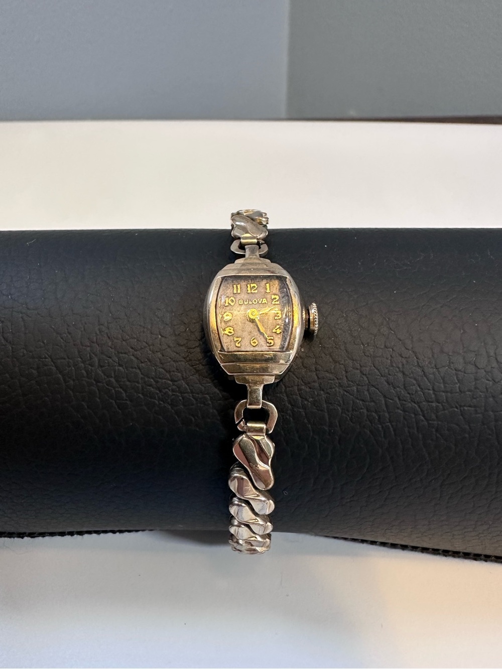 Vintage Bulova Woman's Watch 10k Gold Filled Windup
